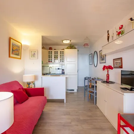 Apartment Les Coteaux De La Nartelle-33 By Interhome Sainte-Maxime